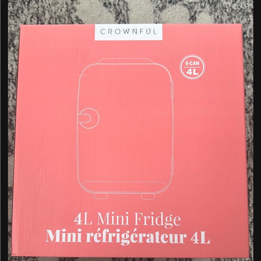 NWT Crownful 4L Mini Fridge in Pink